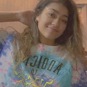 Meet your Posher, Adrianna